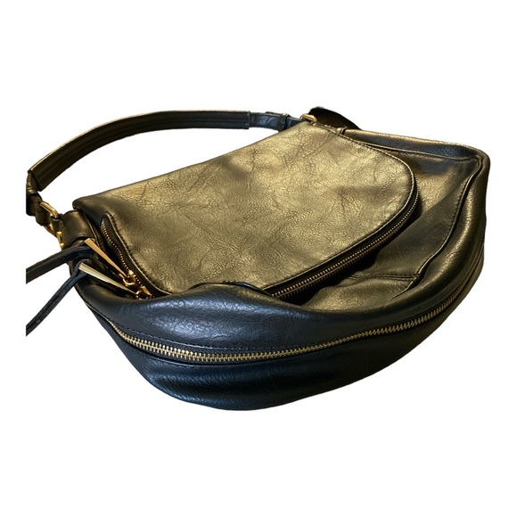 Moda Luxe Faux Leather Zipper Satchel in Black/Gold Hardware. - Picture 3 of 11